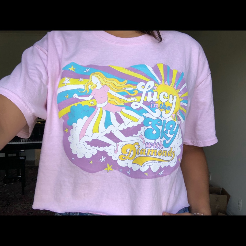 Beatles vintage graphic t-shirt (cropped)